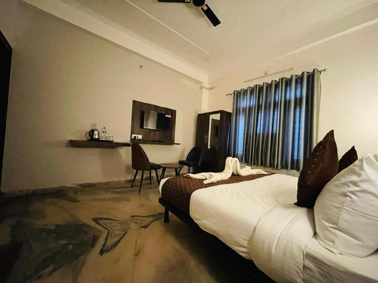 Hotel Sangam View Allāhābād Junction エクステリア 写真